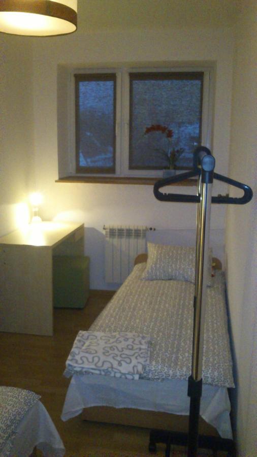 Kwatery Pracownicze Tolek Varsavia Esterno foto